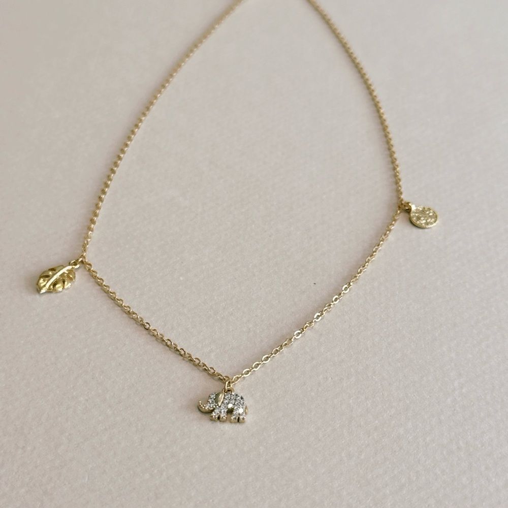 Elephant Necklace  R818 - Picture 2 of 3